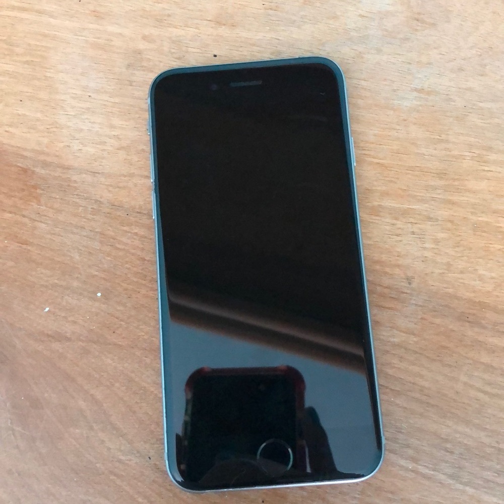 Apple iPhone 6s